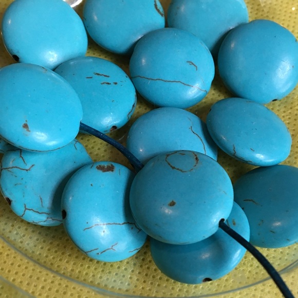 Magnesite beads - Picture 2 of 5